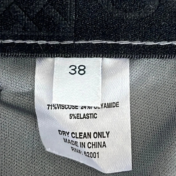 Soft Cloth Jersey Knit Flat Front Trousers in Gray - NWT - Size 38 - Picture 5 of 6